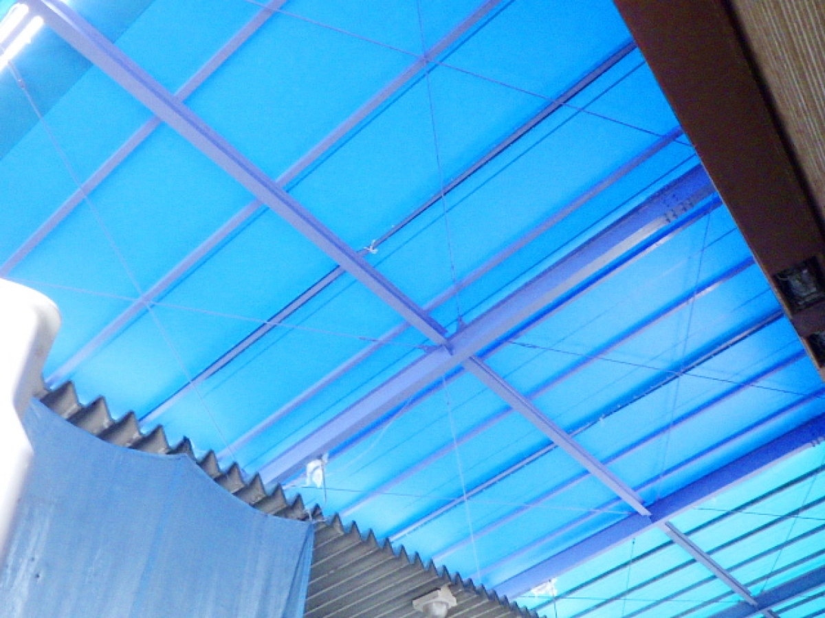 施工実績：2022年06月20日(月)の投稿「技術センタ テント張替工事」