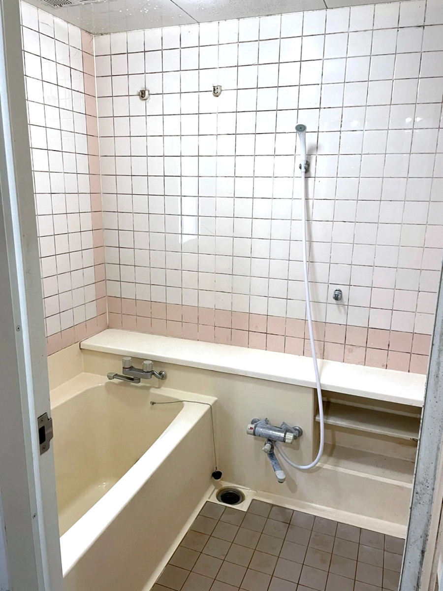 施工実績：2022年03月17日(木)の投稿「ユニットリフォーム建築」