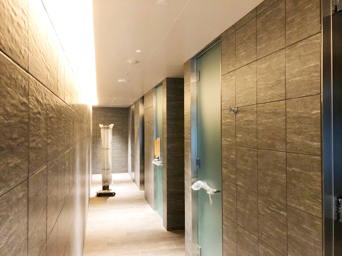 施工実績：2022年03月31日(木)の投稿「フィットネスプール　内装工事」