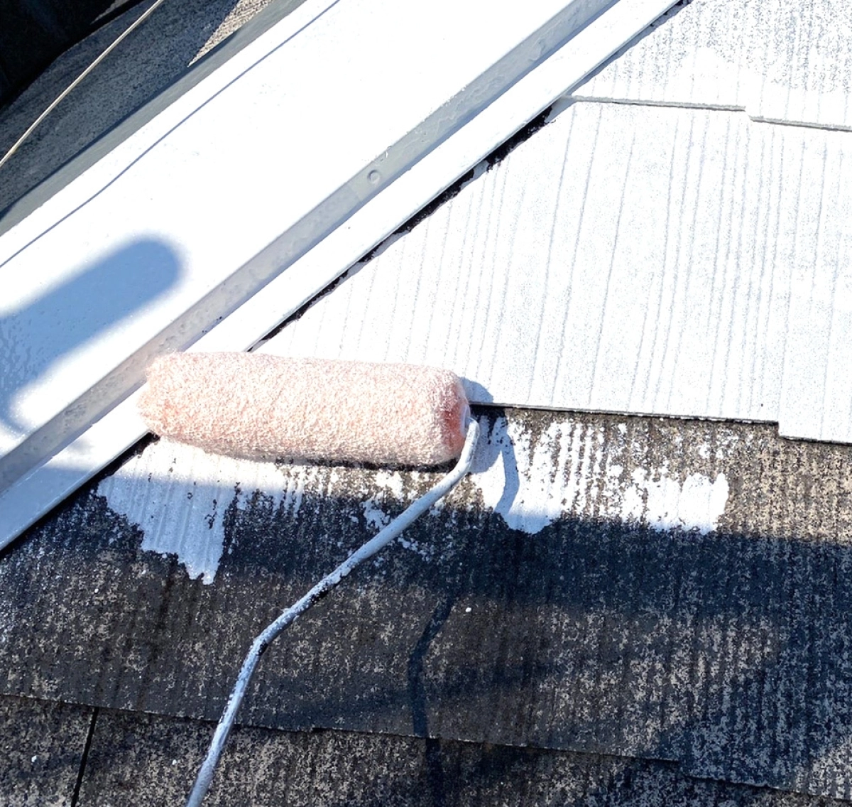 施工実績：2022年03月17日(木)の投稿「屋根塗装」