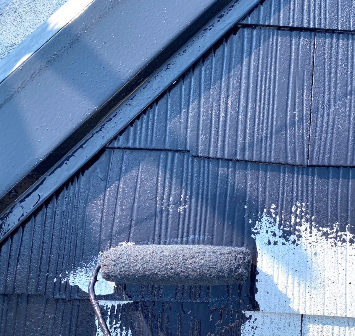 施工実績：2022年03月17日(木)の投稿「屋根塗装」